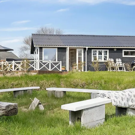Family-friendly Near Limfjord Feriehus Struer